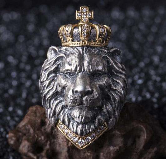 Vintage lion ring